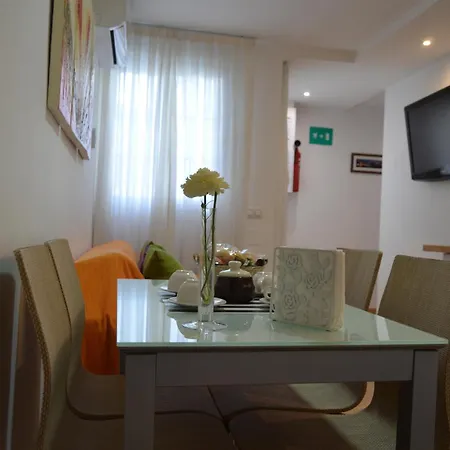 Apartament Sevilla-triana Sewilla
